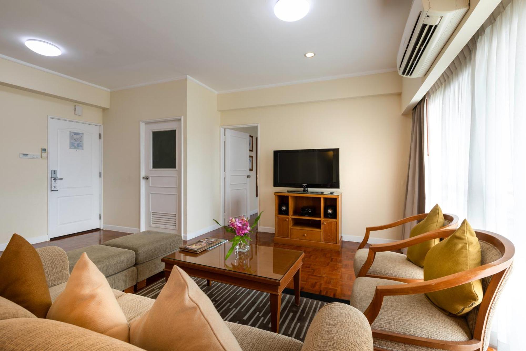 แคนทารี เฮาส์ โฮเทล แอนด์ เซอร์วิสอพาร์ทเมนท์ กรุงเทพ Aparthotel กรุงเทพมหานคร ภายนอก รูปภาพ