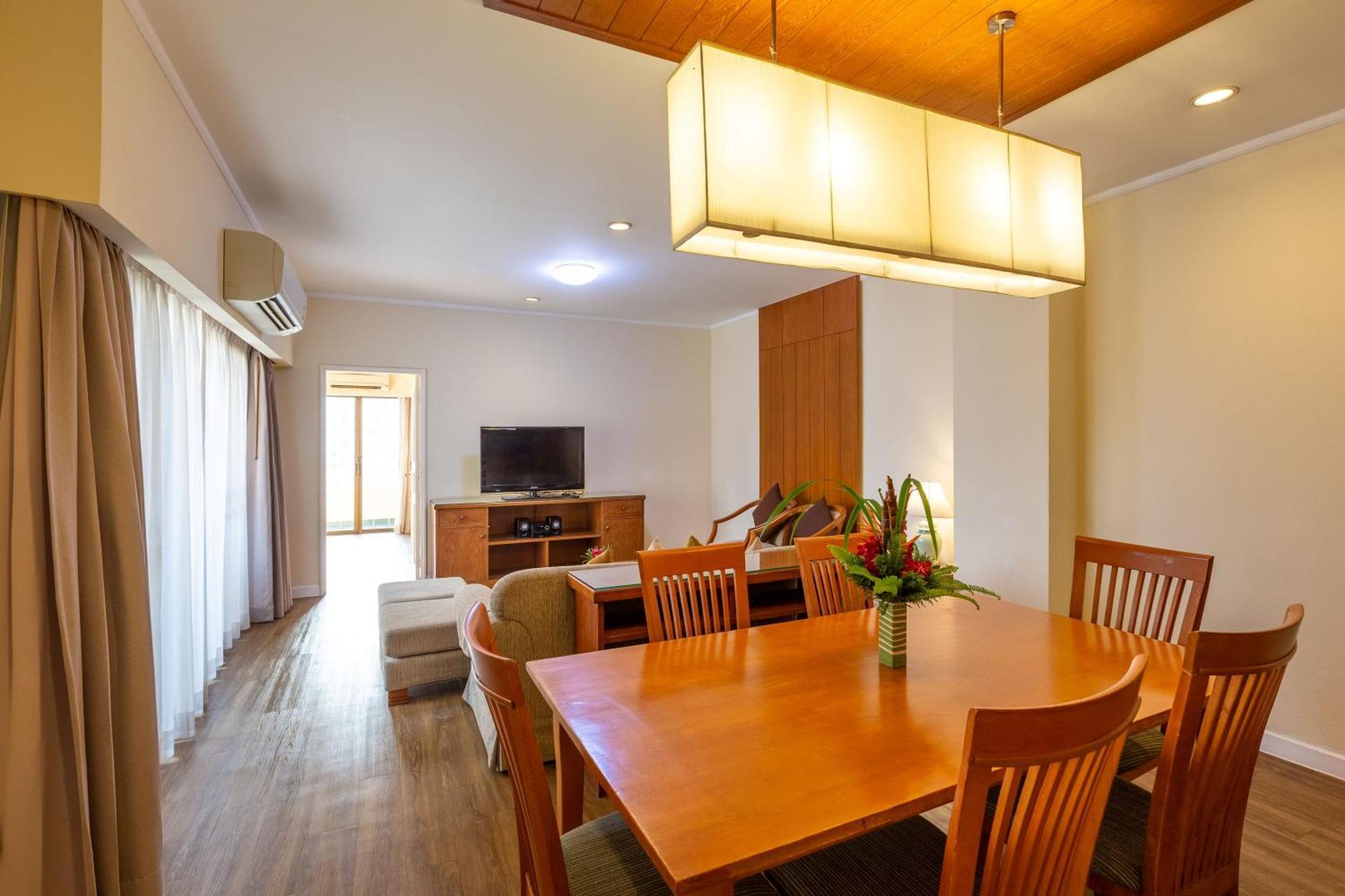 แคนทารี เฮาส์ โฮเทล แอนด์ เซอร์วิสอพาร์ทเมนท์ กรุงเทพ Aparthotel กรุงเทพมหานคร ภายนอก รูปภาพ