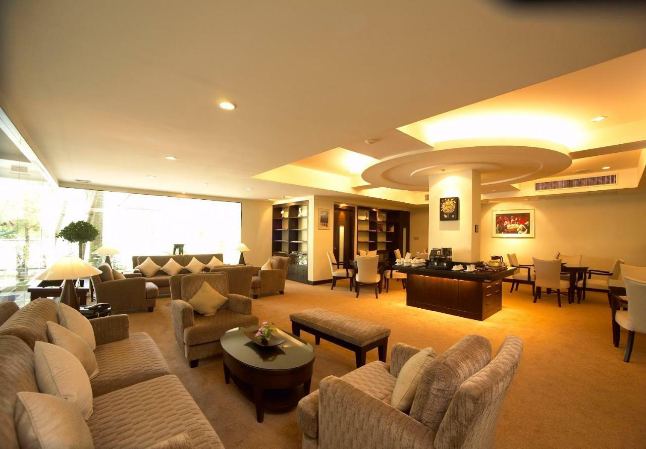 แคนทารี เฮาส์ โฮเทล แอนด์ เซอร์วิสอพาร์ทเมนท์ กรุงเทพ Aparthotel กรุงเทพมหานคร ภายนอก รูปภาพ